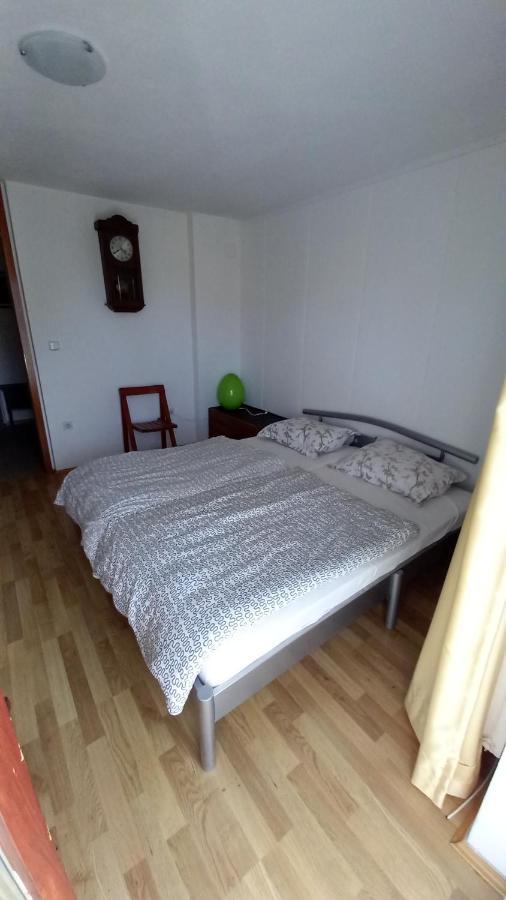 Draga - 2 Bedroom Apartment Tržič Екстериор снимка